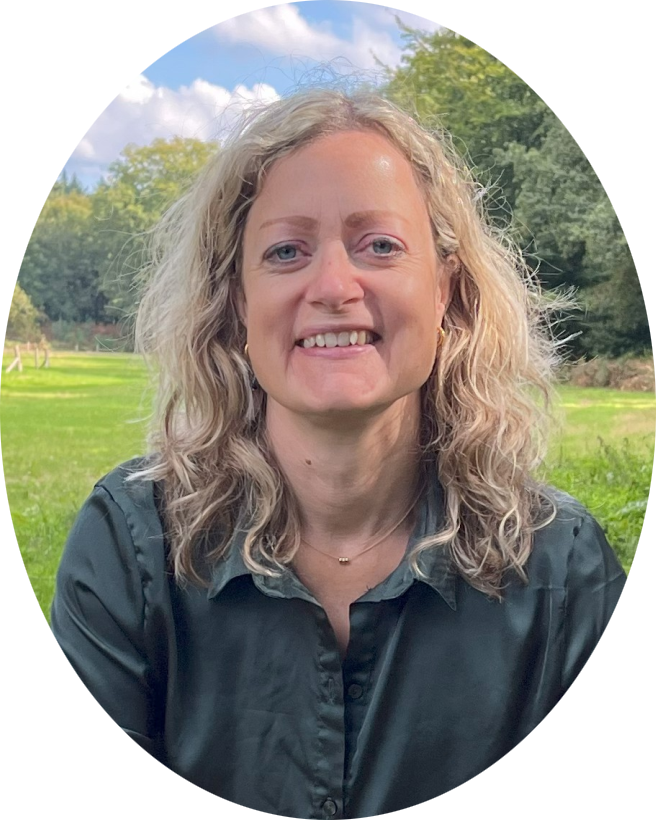 Manon_3739_ovaal